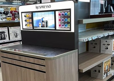 installation of shop display